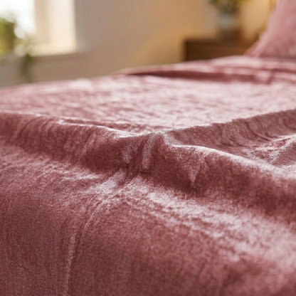 Mauve Aura Velvet Bedsheet (Soft Pink)
